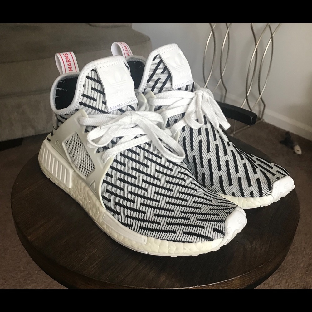 🚩Sold🚩🔥Adidas NMD_XR1 “Zebra” Size 9🔥